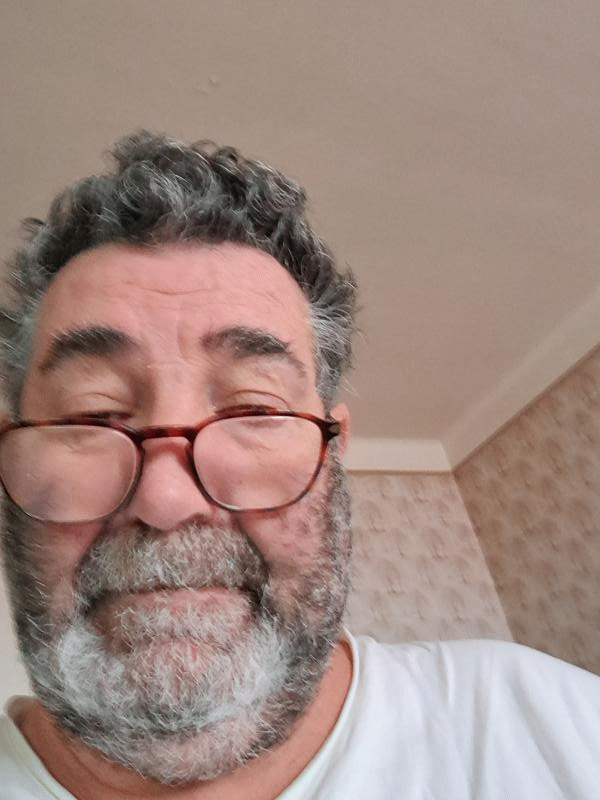 Vincent  61 ans Frontignan