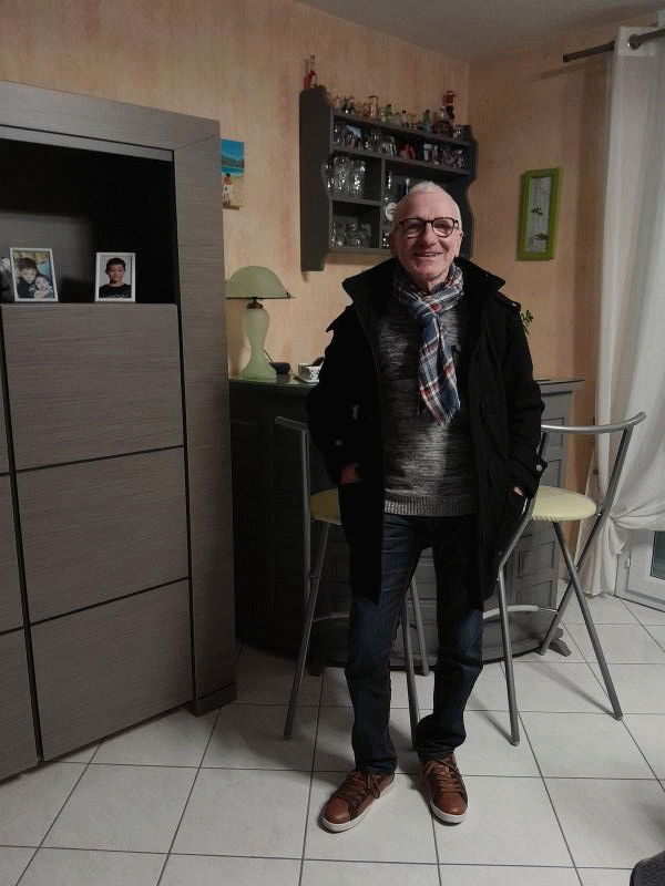 Daniel 74 ans Laval