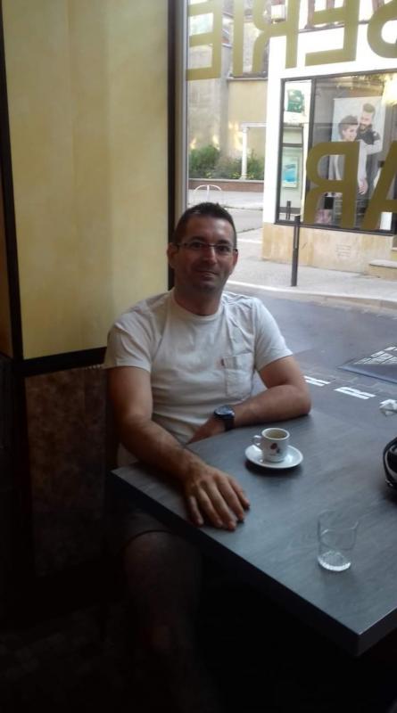 Laurent 42 ans Saint Florentin