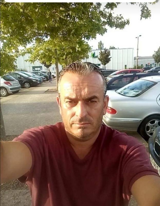 Stef 51 ans Rennes