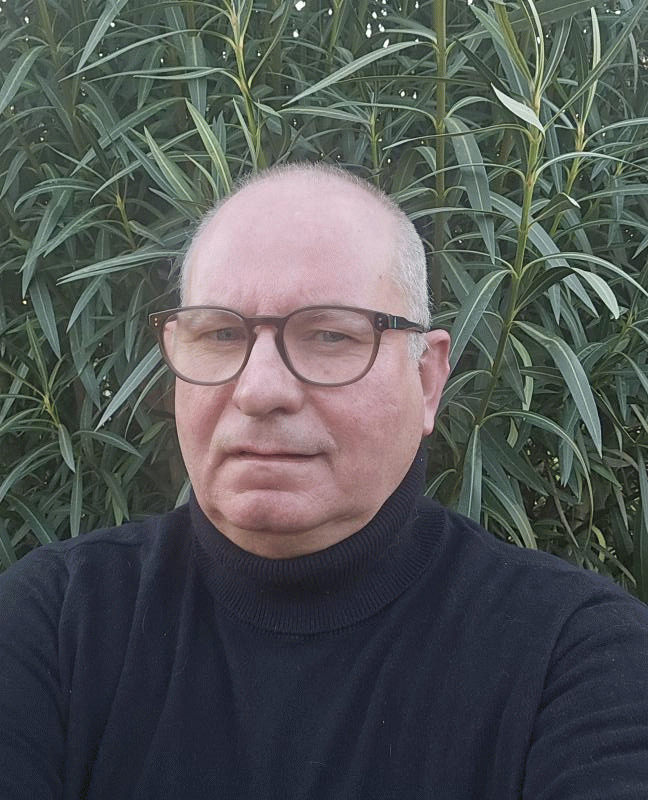 Frederic 61 ans Aigues Mortes