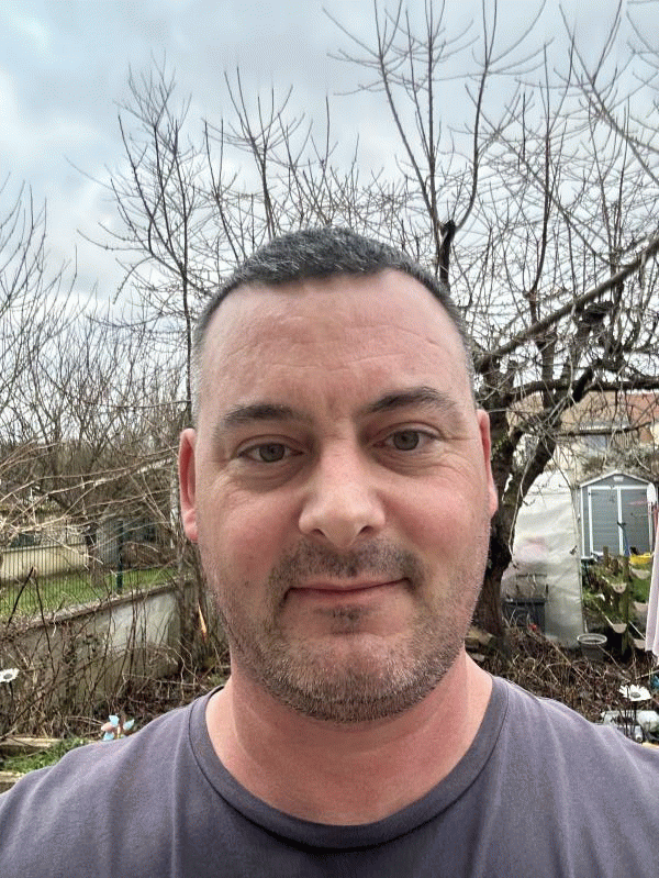 Julien 44 ans Fontenay Trésigny