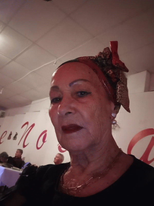 Fille des iles 79 ans Montbazin