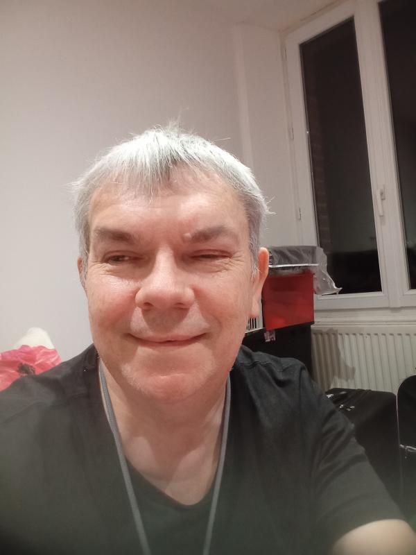 Lionel  61 ans La Souterraine