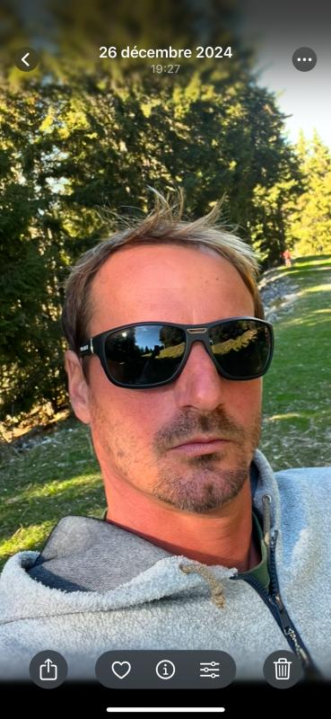 Anthony 44 ans Menthon Saint Bernard