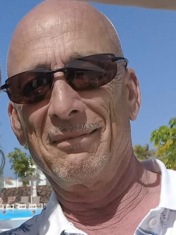 Frédéric  63 ans Boé