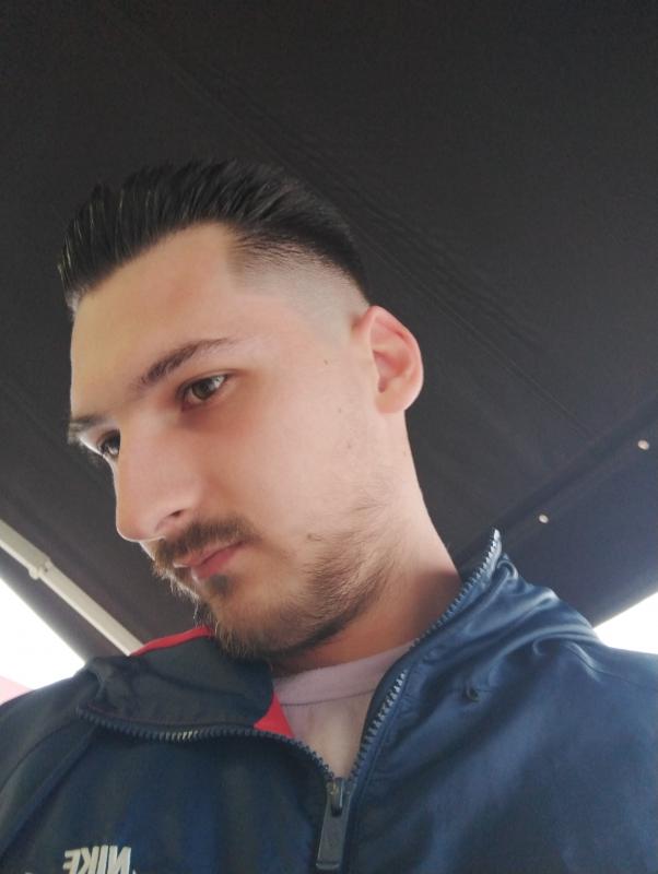 Yaaga  23 ans Tarbes