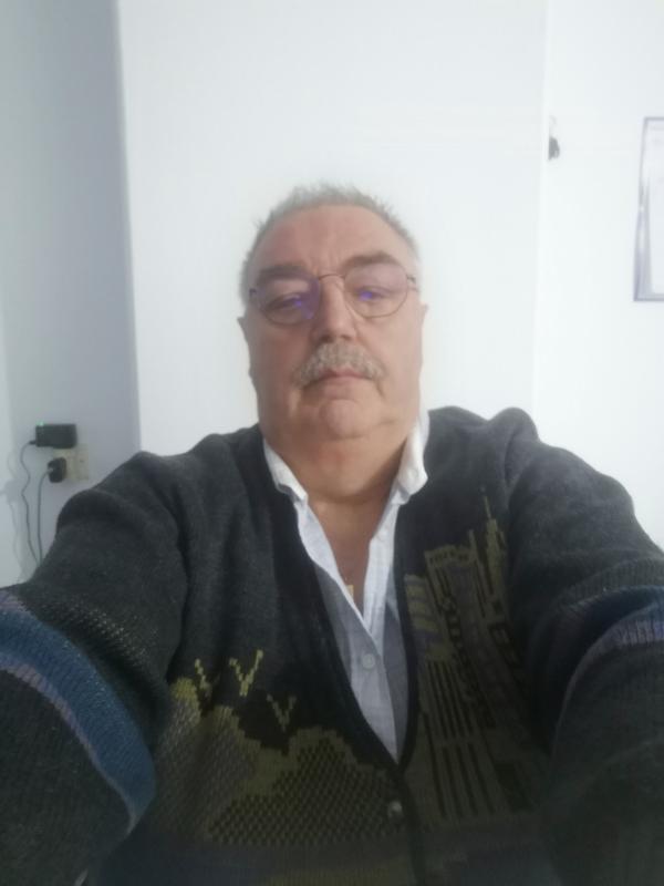 Bruno 64 ans Wattrelos