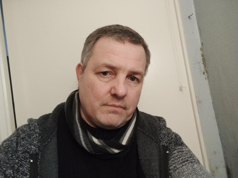 Stephane  51 ans Clermont