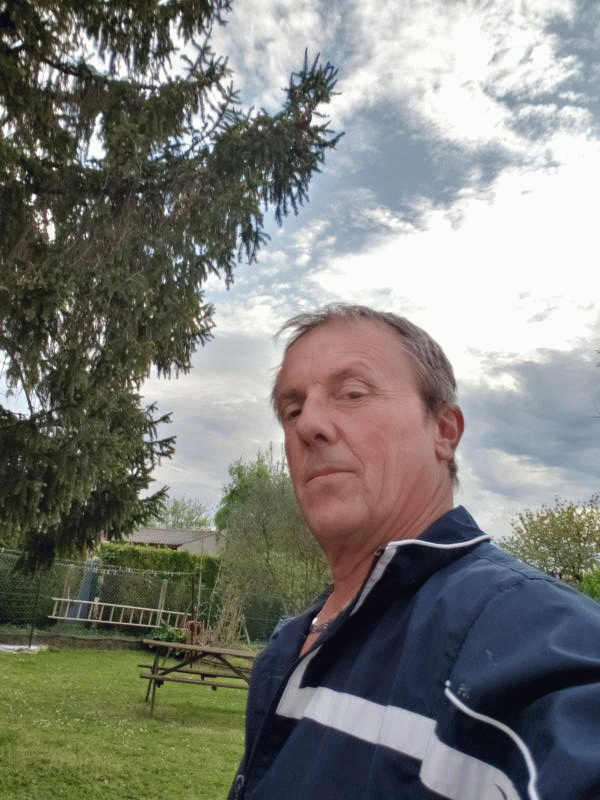 Chris 56 ans Ligugé