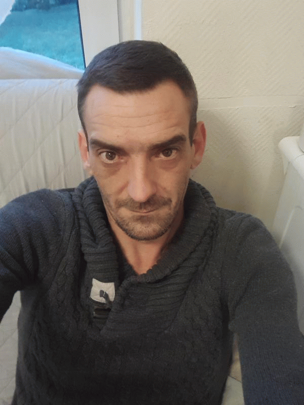 Tom 39 ans Bourges