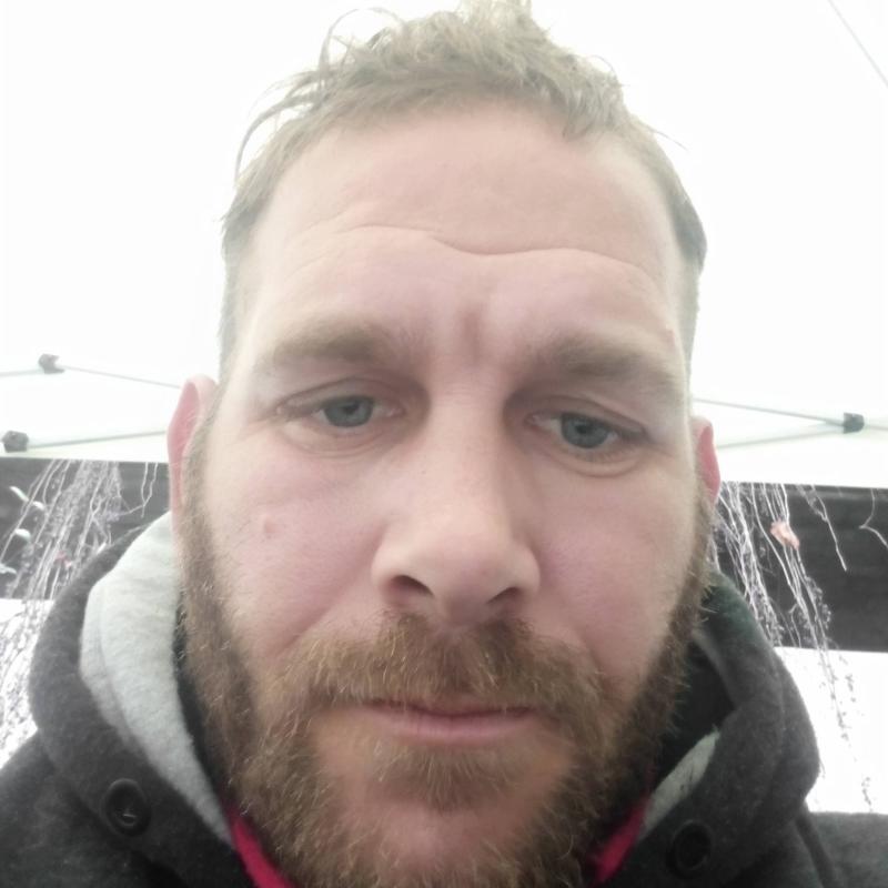 Romain 34 ans Mimizan