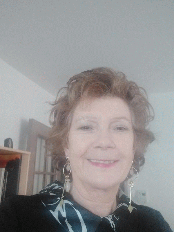 Françoise  68 ans Bayonne