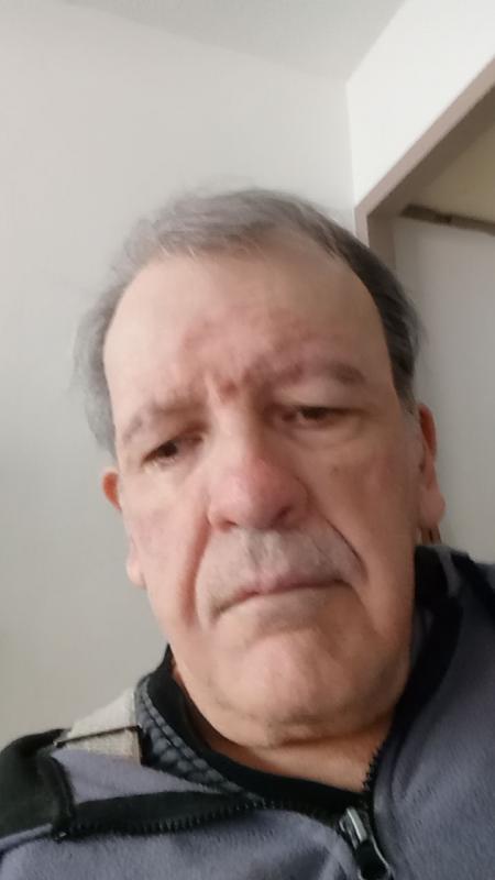 Frederic 71 ans Pau