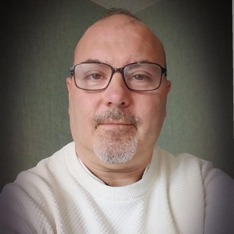 Nicolas  48 ans Rochefort
