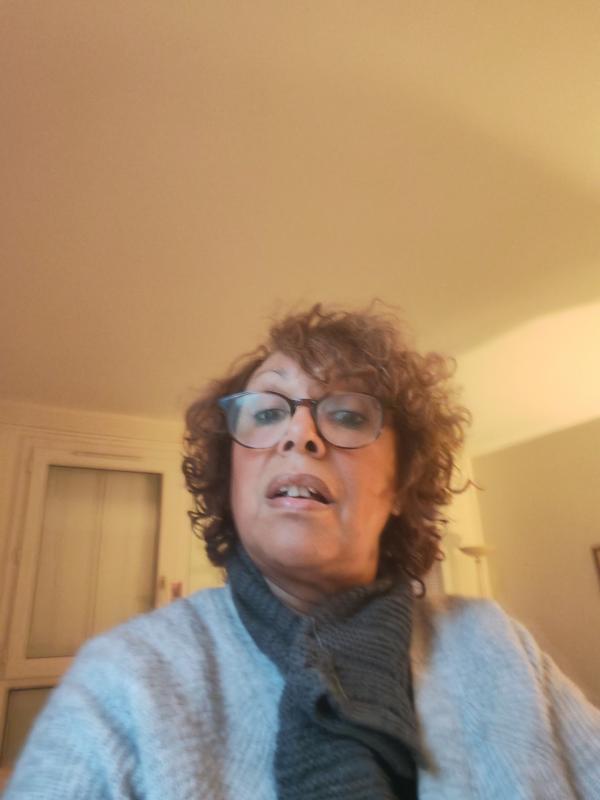 Canelle  69 ans Créteil