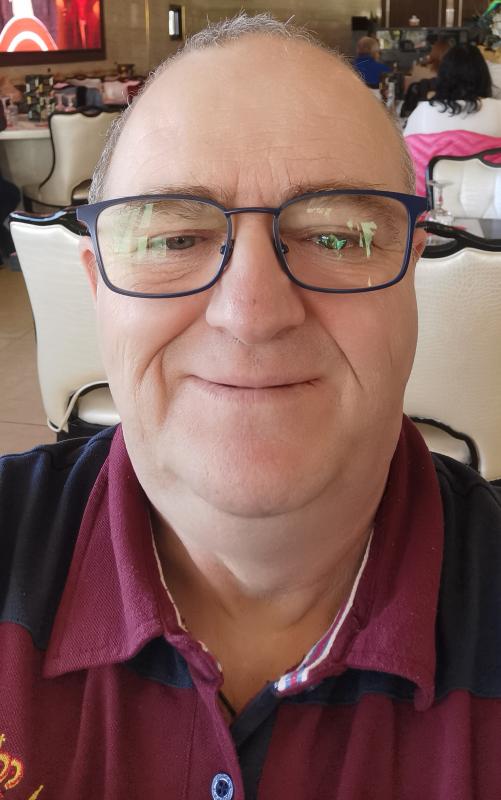 Toutdoux 57 ans Apach