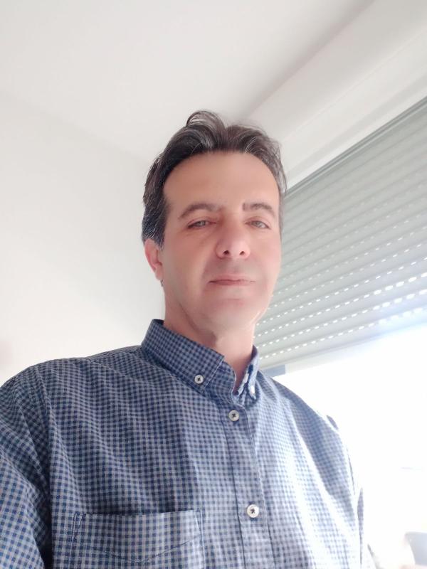 Beau papillon 59 ans Toulouse