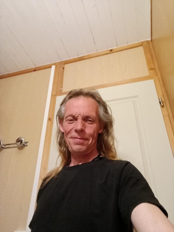 Lolo 49 ans Assé le Bérenger