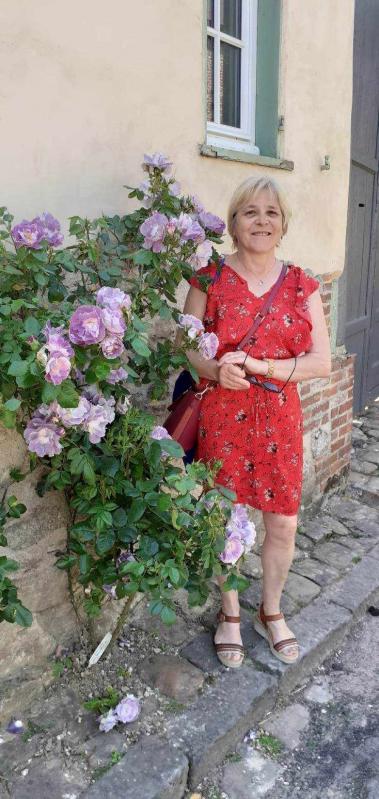 Monica 67 ans Saint Nicolas d'Aliermont
