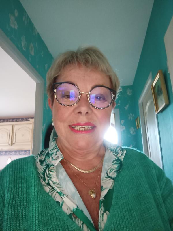 Chantal  79 ans Saint Chef