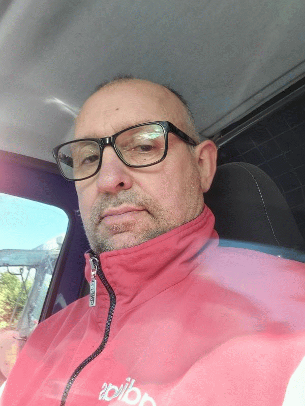 Michel  56 ans Bourbriac