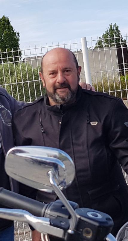 Bernard 64 ans Saint Estèphe