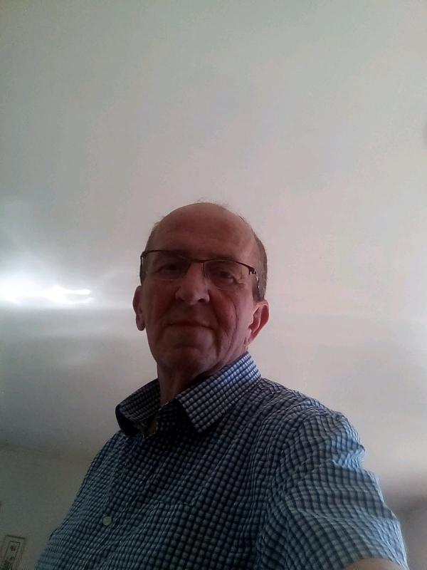 cricri 64 ans Ambleny