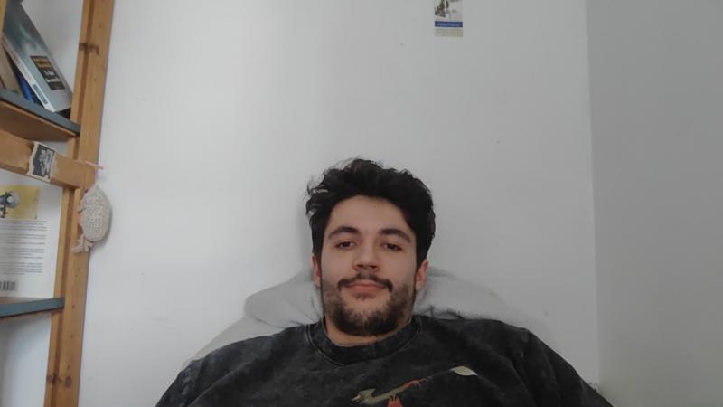 Etienne 25 ans paris 13eme arrondissement