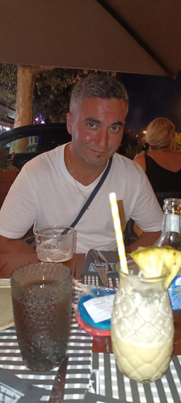 Yasin ipek 39 ans Troyes