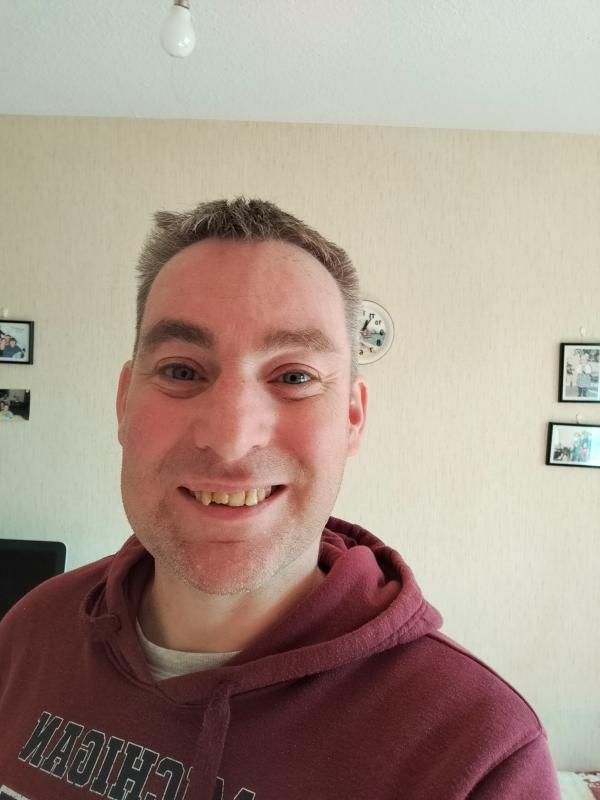 Jean-pierre 39 ans Vannes