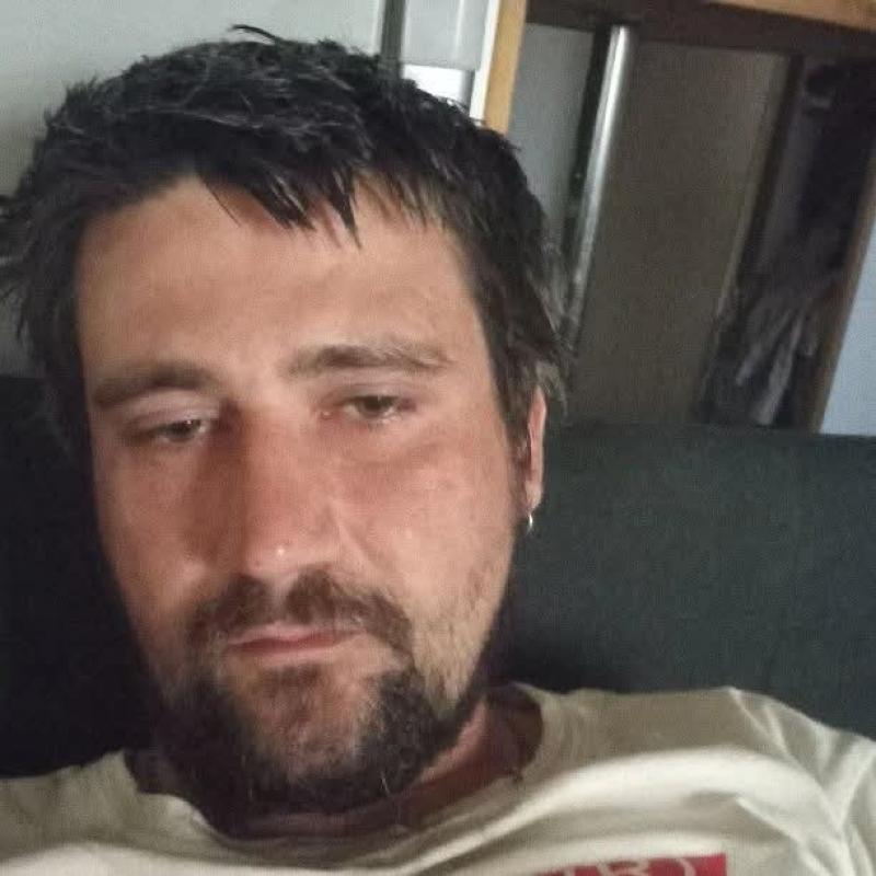 Kevin 36 ans Les Lilas