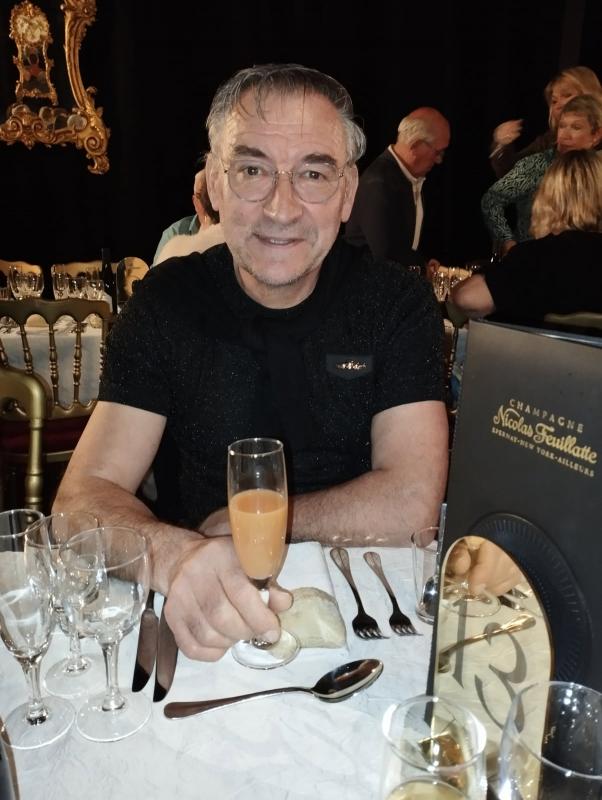 Laurent  59 ans Chênehutte Trèves Cunault