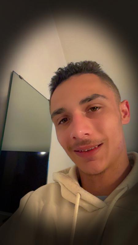 Quentin 23 ans Aix les Bains