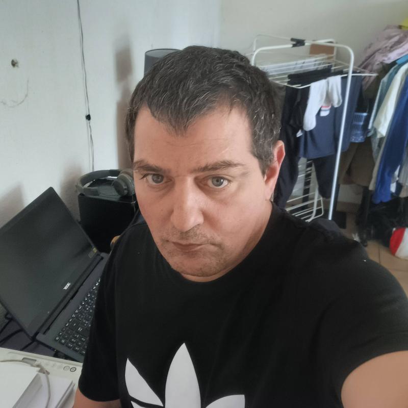 ELVIS 47 ans Lesparre Médoc