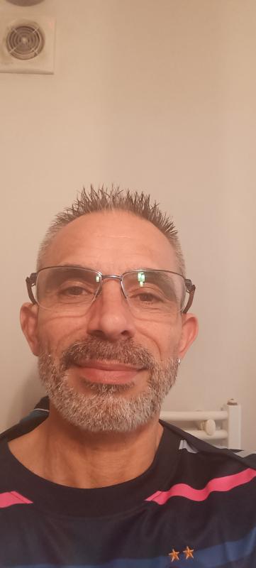 Patrick 57 ans Échirolles