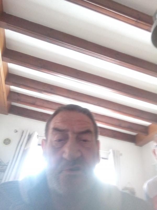 Jose 61 ans Baralle