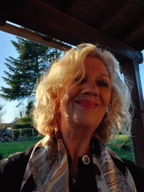 Fany 69 ans Aspres
