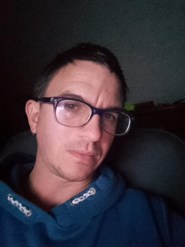 Benjamin  34 ans Neuvy en Sullias