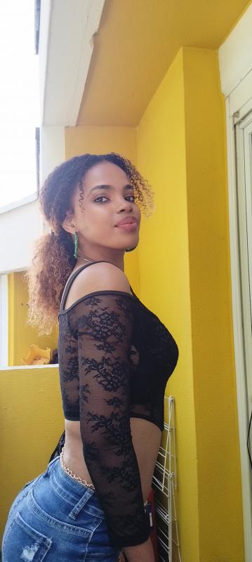 Halie 30 ans Nantes