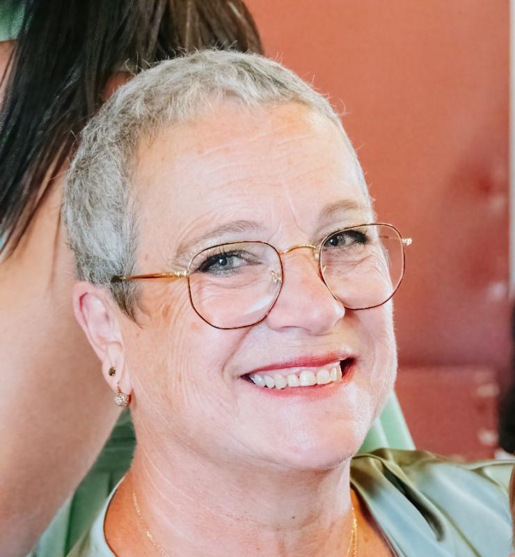 Régine  63 ans Bourges