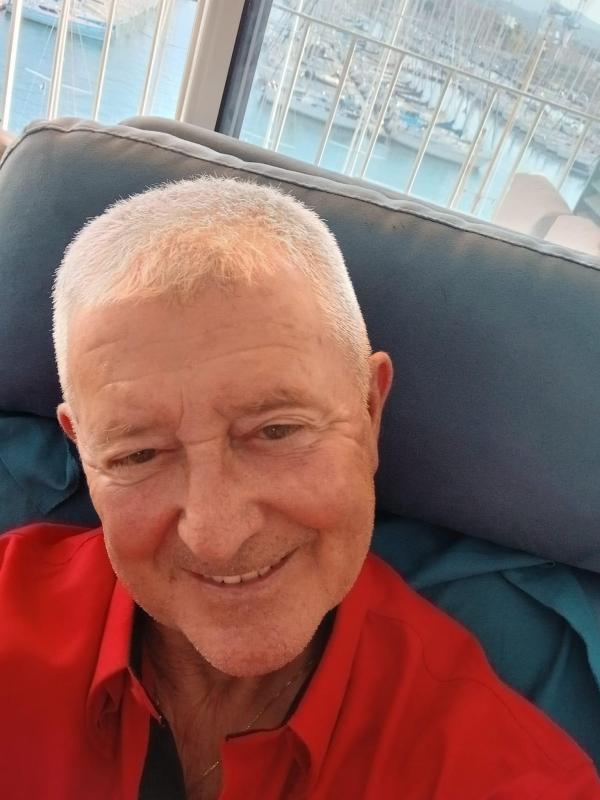 Jean-Marie 67 ans Toulon