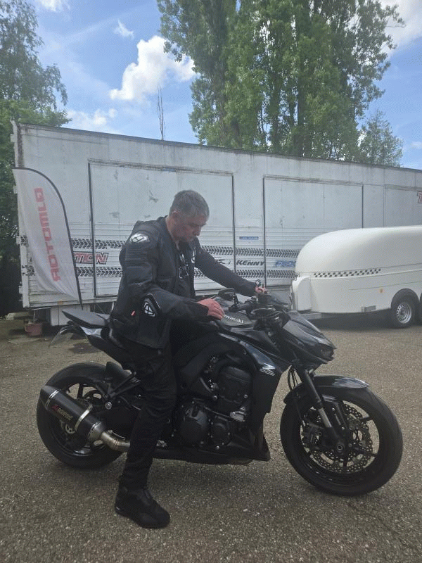 Christophe  55 ans Bron