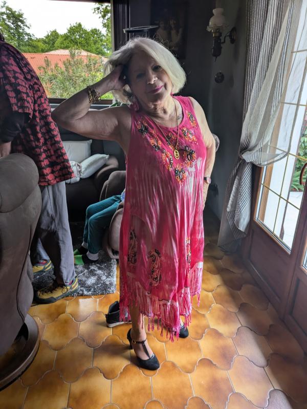 Anne Marie  71 ans Mont de Marsan