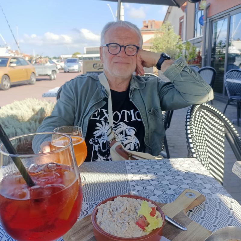 Maximou 65 ans Évreux