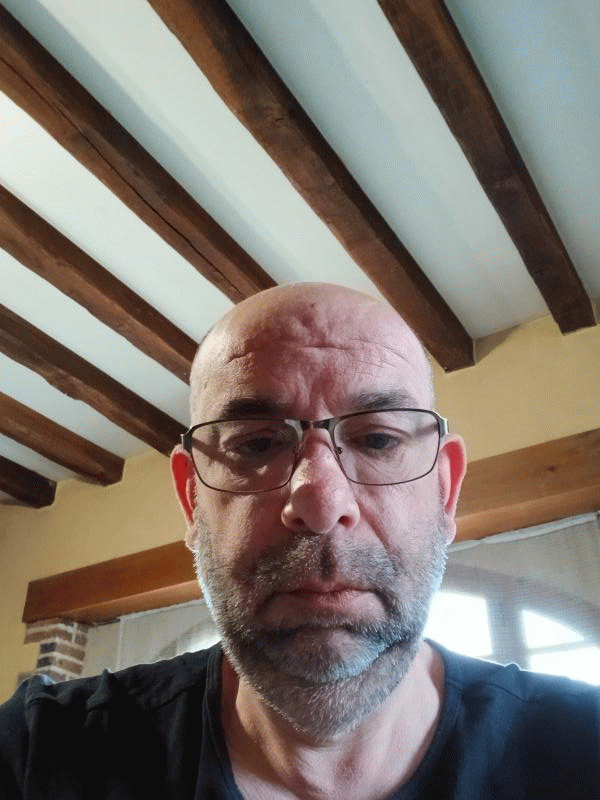 Christophe  49 ans Villevallier