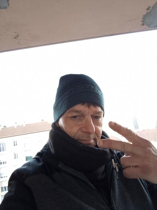 Fredyo 53 ans Lons le Saunier