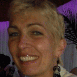 Aless21 52 ans Évry