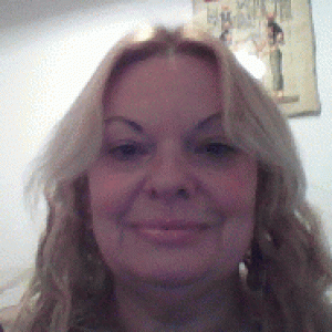 océane 67 ans Nîmes