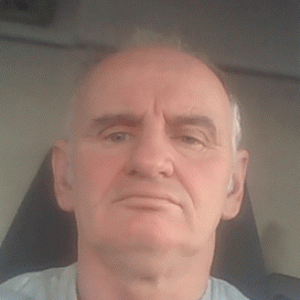 yannick 66 ans Plerneuf